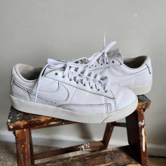Nike Shoes - Nike Blazer Low LE Triple White 8.5